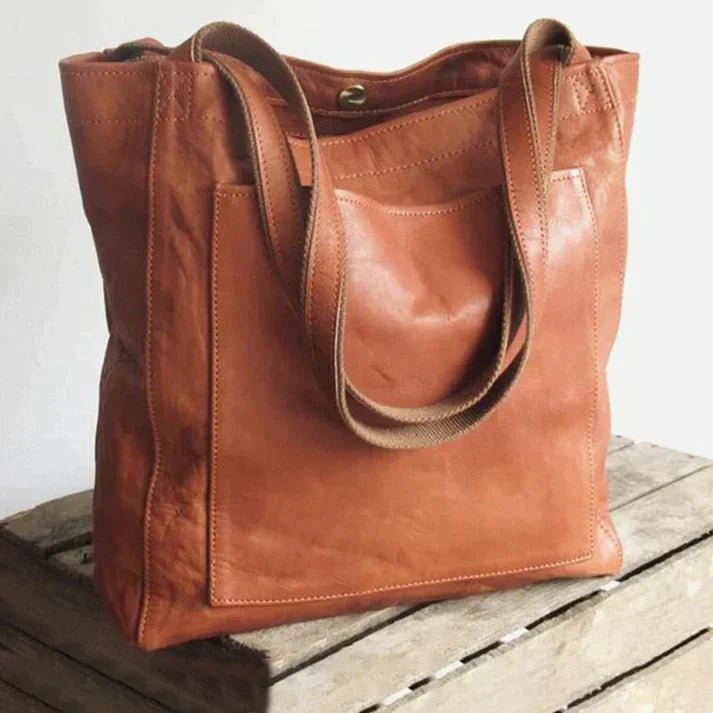 Women's stylish everyday crossbody bag, versatile for daily use & travel. Elegant design, perfect as a shoulder bag.
