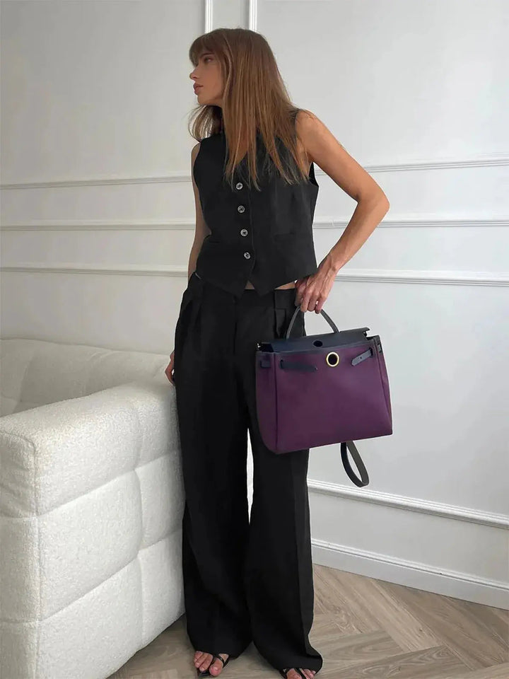 Versatile women's two-piece set with comfortable wide-leg trousers & stylish waistcoat for spring/summer wear.