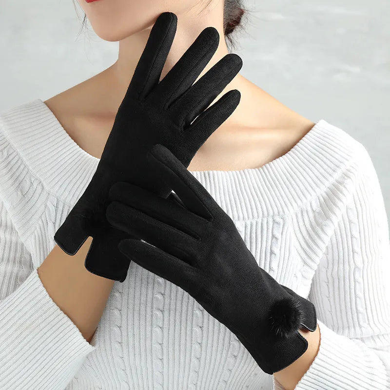 Pink women's warm winter gloves, touchscreen compatible. Fashionable & soft for cold weather.