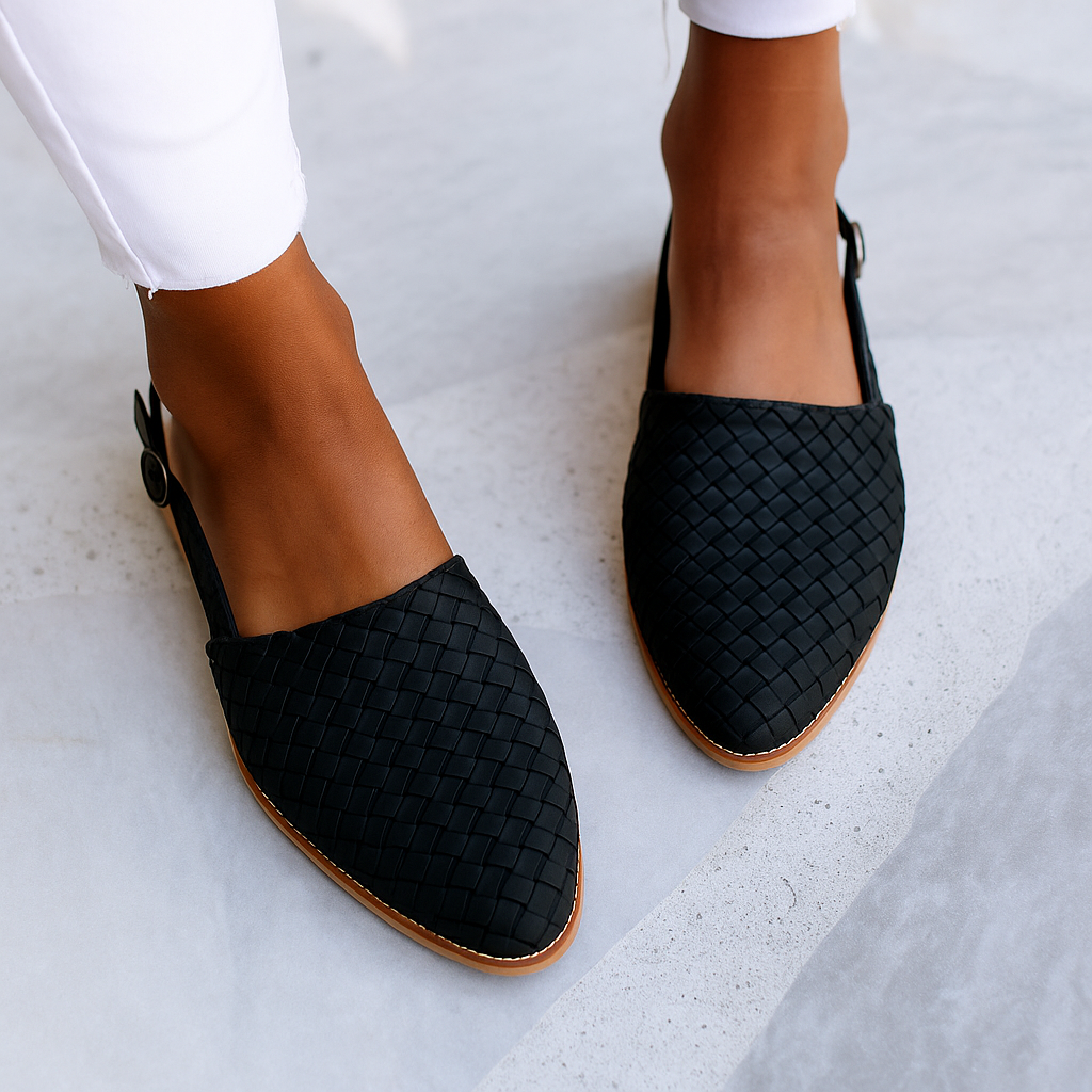 Summer women's comfortable closed-toe mules, stylish slip-on flats perfect for everyday wear.