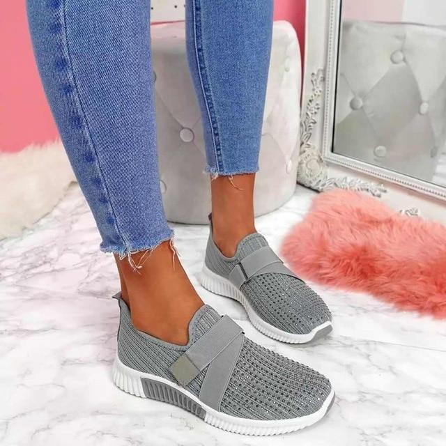 Breathable women's casual slip-on sneakers, designed for ultimate comfort and posture correction.