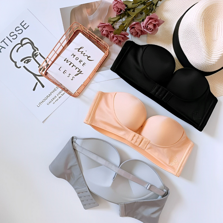Elegant women's strapless push-up bra, providing superb lift & invisible support for special occasions.