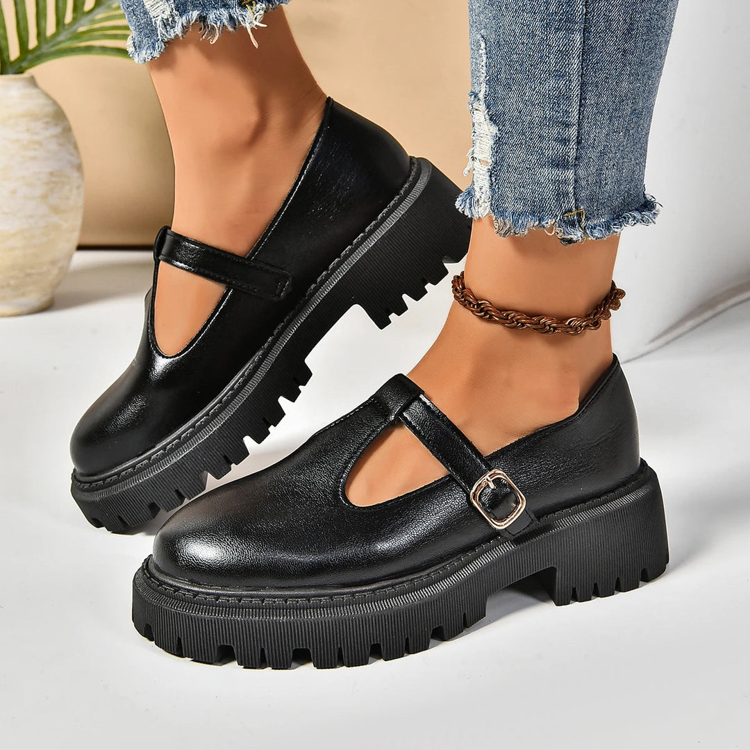 Women's T-Strap Platform Orthopedic Mary Jane shoes with arch support, perfect for comfort & retro style.