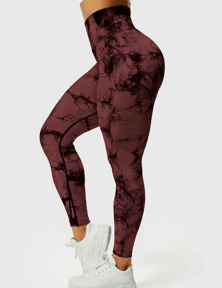 Gym-ready women's tie-dye workout leggings, comfortable fit.