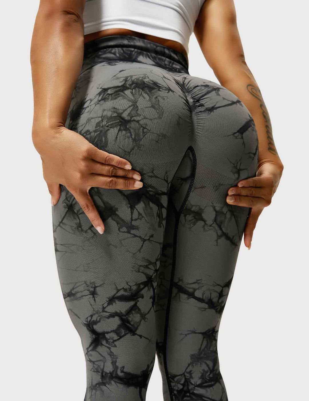 Stylish women's tie-dye workout leggings, high waist design.