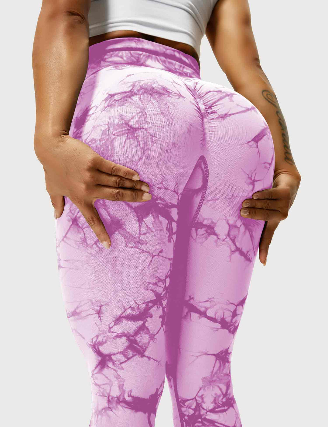 Durable & comfy tie-dye leggings, women's athletic wear.