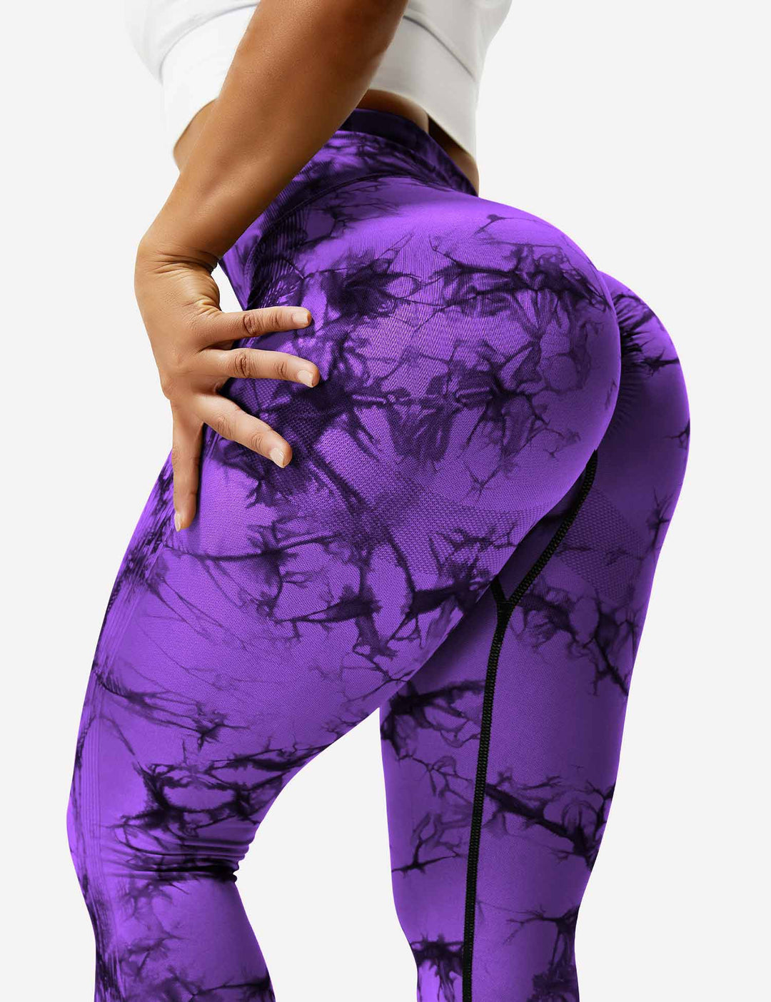 Core-supporting high-waist tie-dye leggings for women.
