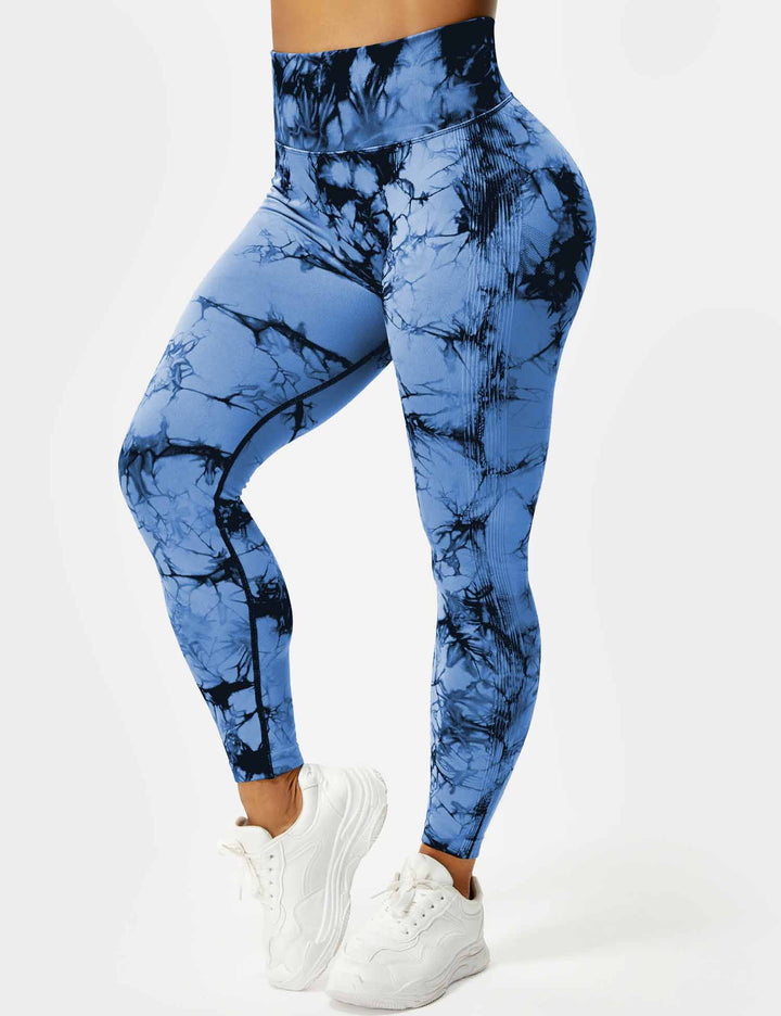 Comfy women's tie-dye activewear leggings, ideal for yoga.