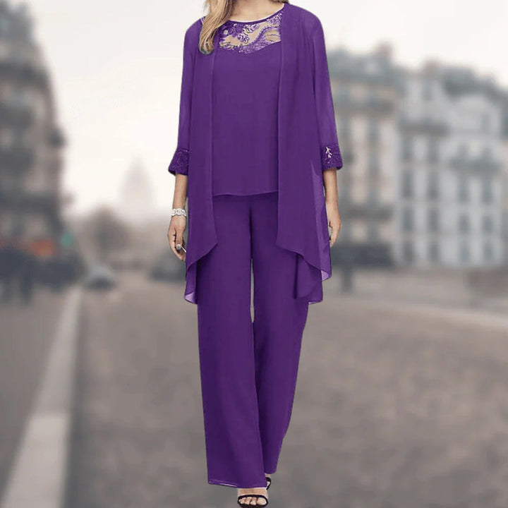 Timeless women's two-piece ensemble with a flowy design, suitable for elegant casual or everyday wear. Spring fashion.