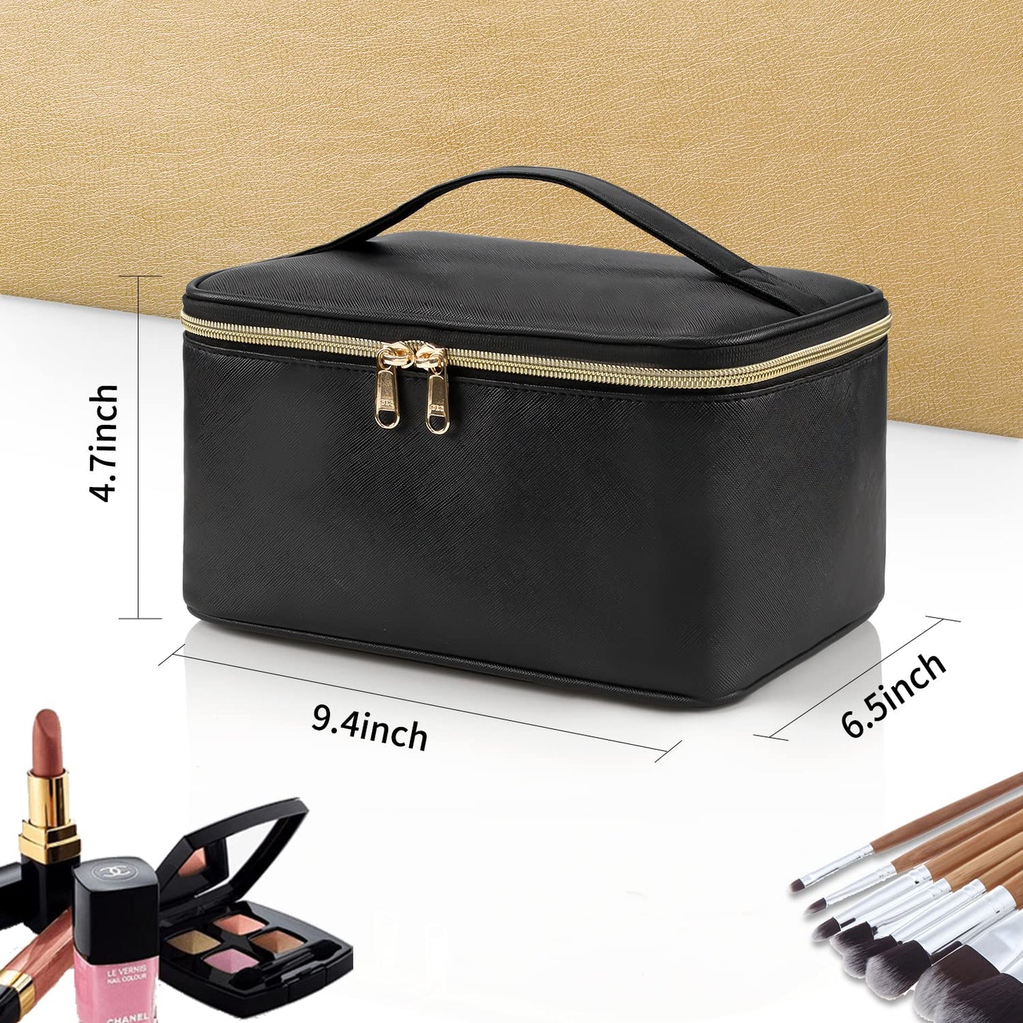 Functional women's travel makeup organizer bag with adjustable dividers for optimal space utilization.