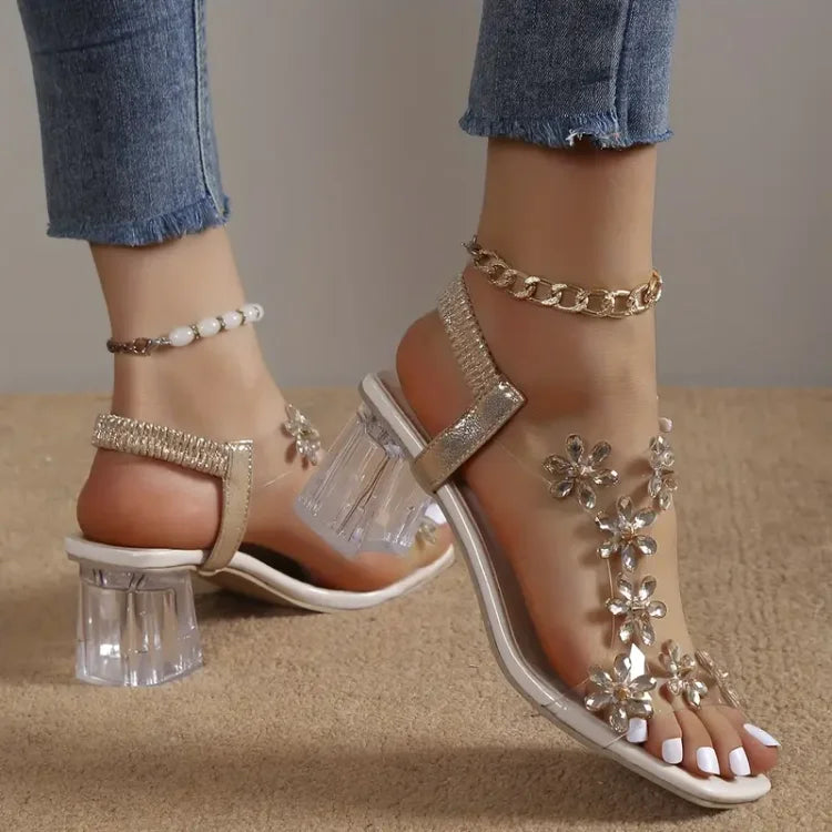 Stylish and comfortable women's orthopedic pumps, suitable for office and casual wear.