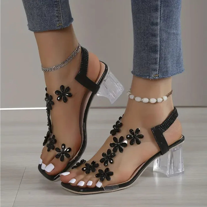 Comfortable women's pumps, orthopedic design with breathable material for summer.