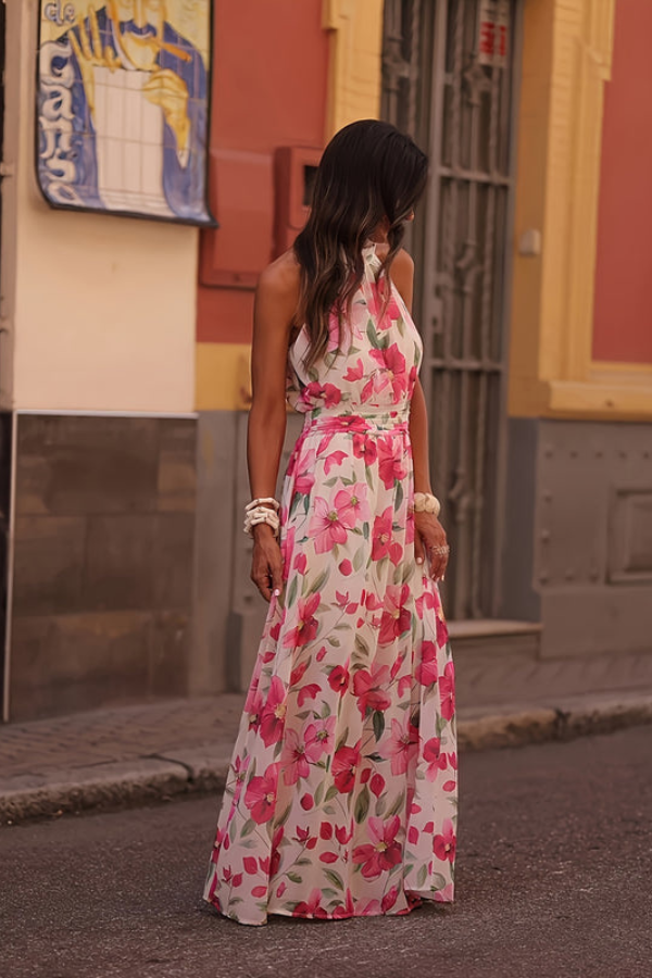 Beautiful tropical floral print halter keyhole maxi dress, a must-have for summer holidays.
