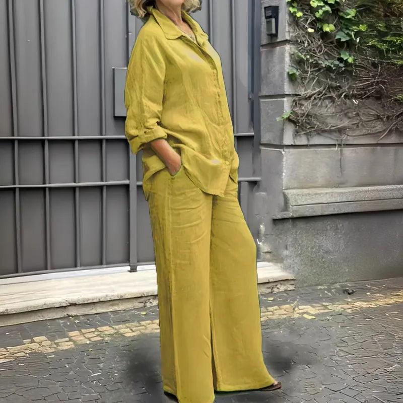 Women's two-piece button-up shirt & wide-leg pants matching set, ideal for casual chic summer fashion.