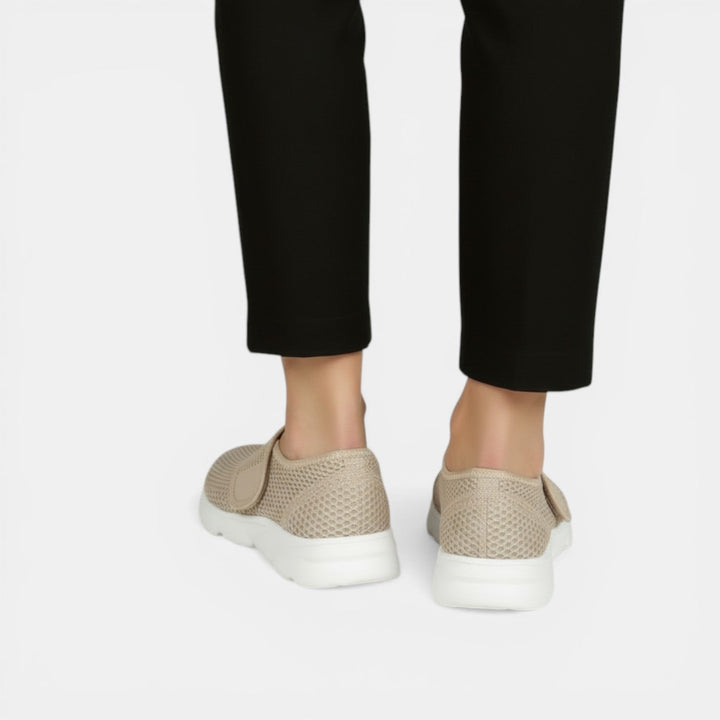 Stylish women's ultra-light orthopedic walking shoes, perfect for daily wear & active comfort.