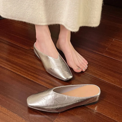 Dressy women's slip-on flats by Vale Chic, chic and comfortable for work or elegant everyday style.