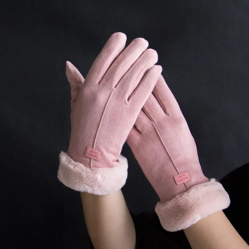 Premium VelvTouch women's gloves, warm suede and precise touchscreen compatibility for winter.