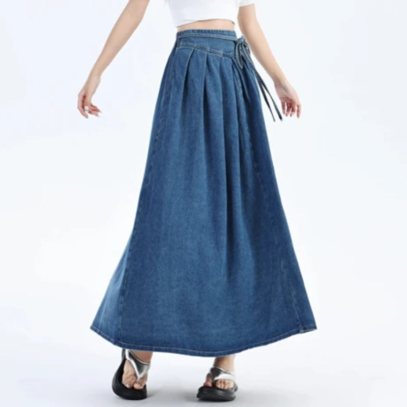 Chic women's casual denim midi skirt, high-waisted and comfortable for versatile summer fashion.