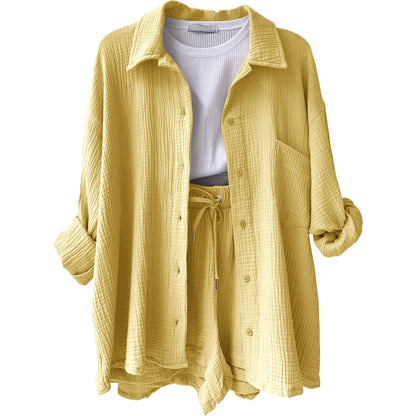 Comfortable women's vibrant crinkle summer outfit, a chic shorts set for leisure.