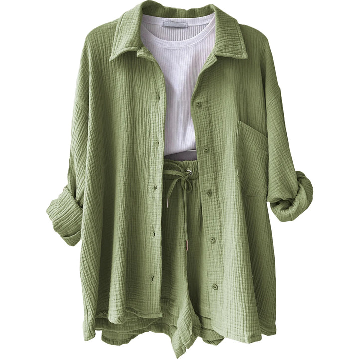 Women's vibrant crinkle shorts outfit, combining relaxed fit with stylish summer fashion.