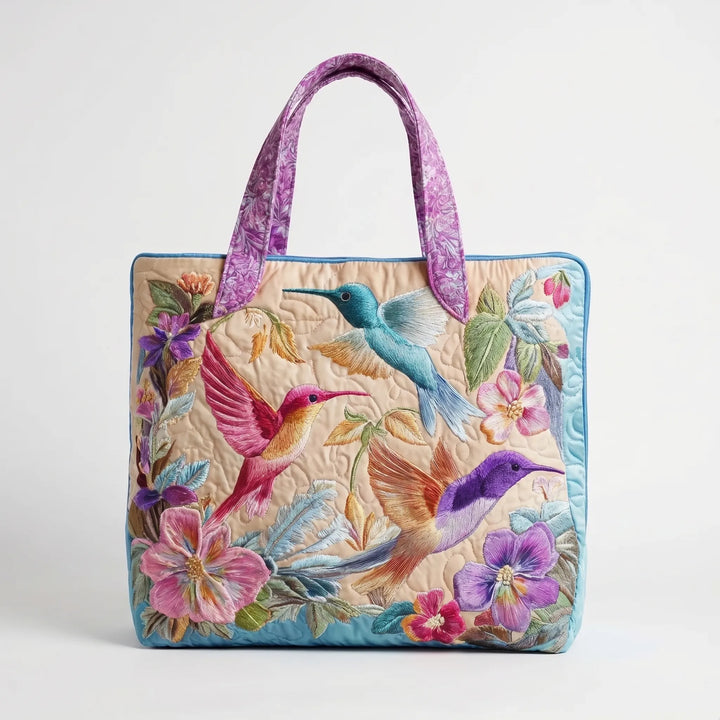 Trendy women's printed shoulder bag, perfect for a stylish summer look.