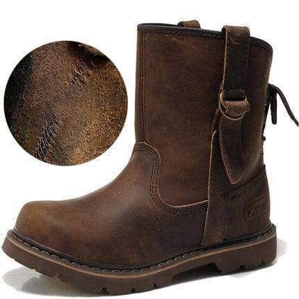 Classic women's leather ankle snow boots in vintage style, plush lined for warmth, essential winter footwear.