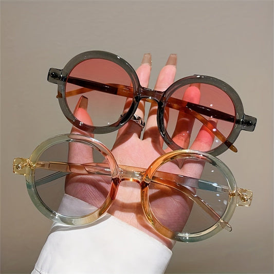 Women's vintage circular sunglasses with UV400 protection, stylish retro acetate frame.