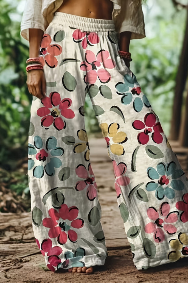 Versatile women's vintage floral cropped pants, suitable for comfortable daywear & vacation fashion.