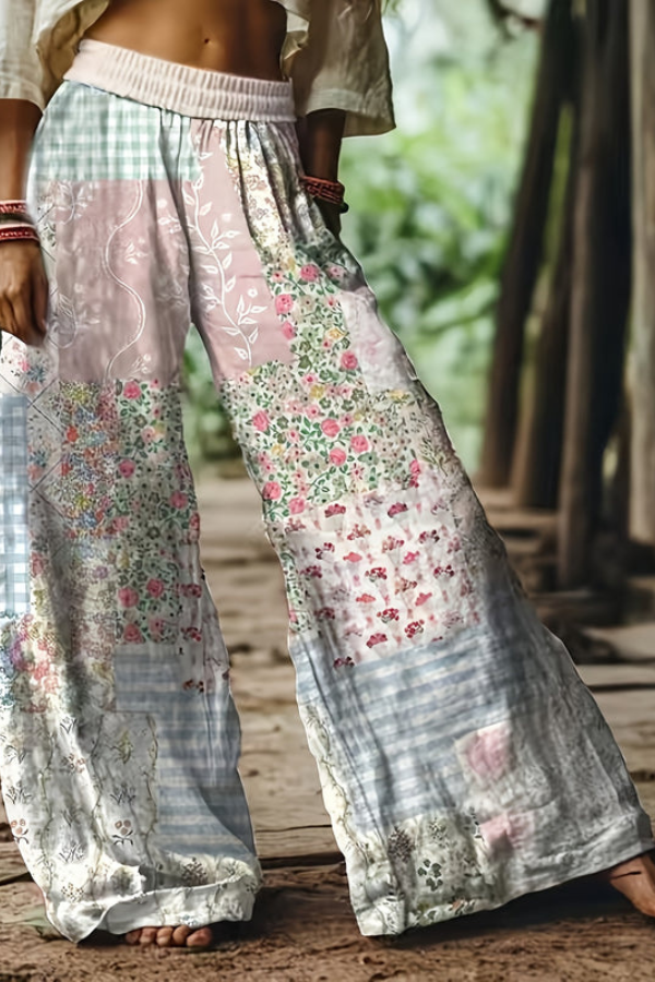 Stylish women's floral print cropped pants featuring a comfortable elastic waist and vintage vibe.