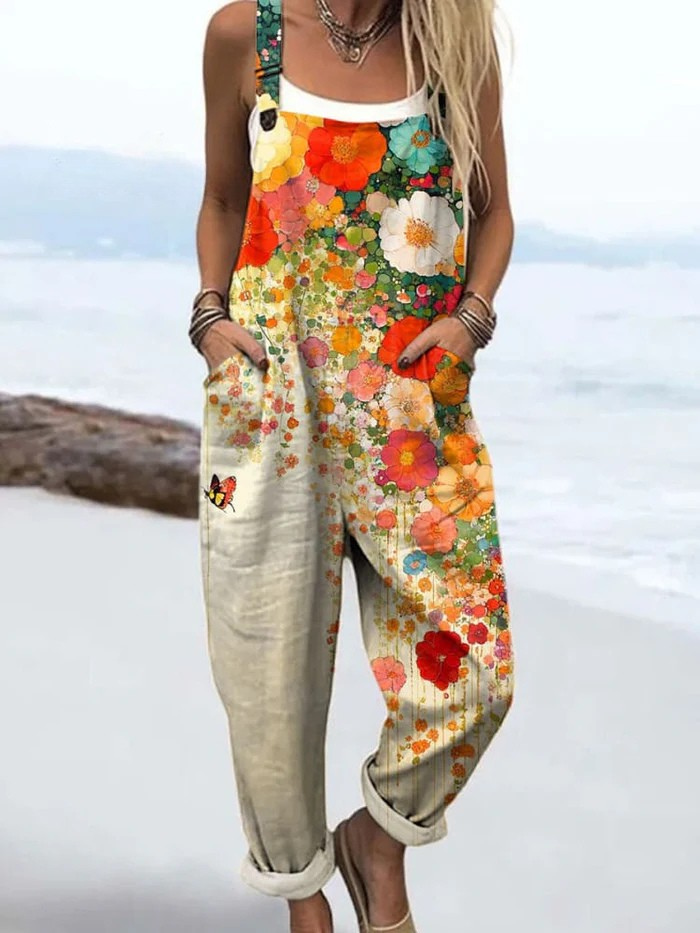 Women's vintage floral wide-leg jumpsuit with pockets. Perfect for summer, spring, or vacation. Flowy & comfortable.