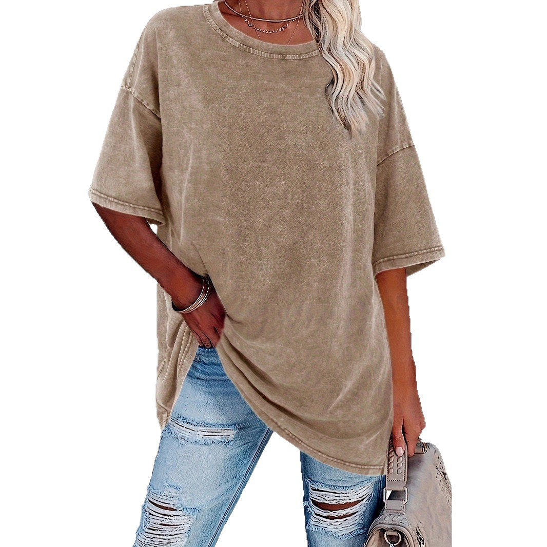 Casual women's short sleeve top, oversized vintage design, comfy everyday wear.