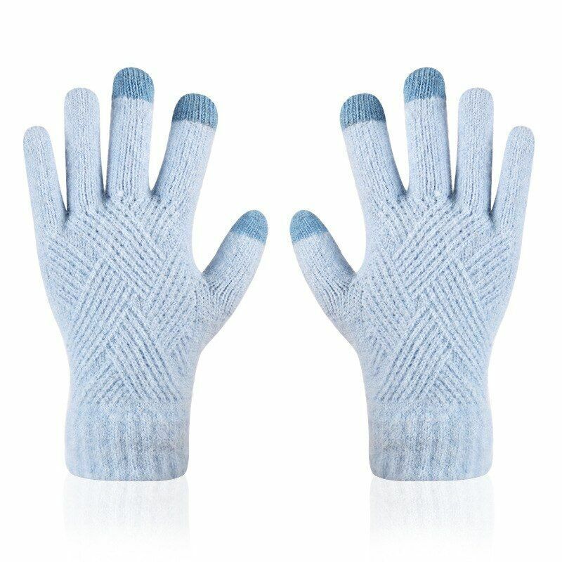 Cotton-wool blend women's touchscreen gloves, knitted for ultimate winter warmth and function.