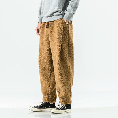 Women's warm winter casual pants, cozy relaxed fit for everyday comfort in cold weather.