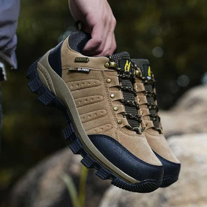 Women's waterproof all-terrain hiking shoes, perfect for outdoor trails and comfort