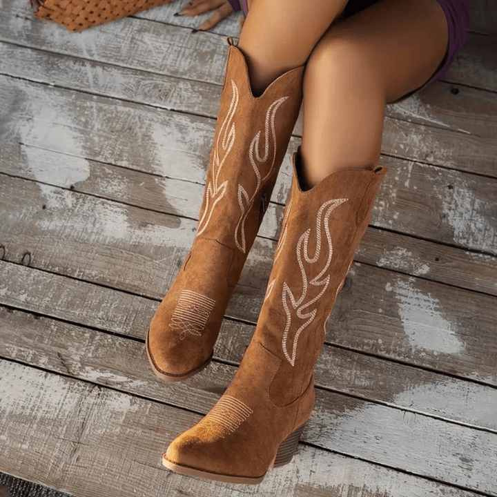 Versatile women's cowboy boots: side zipper for easy wear, elegant embroidery, pointed toe, and comfortable block heel.
