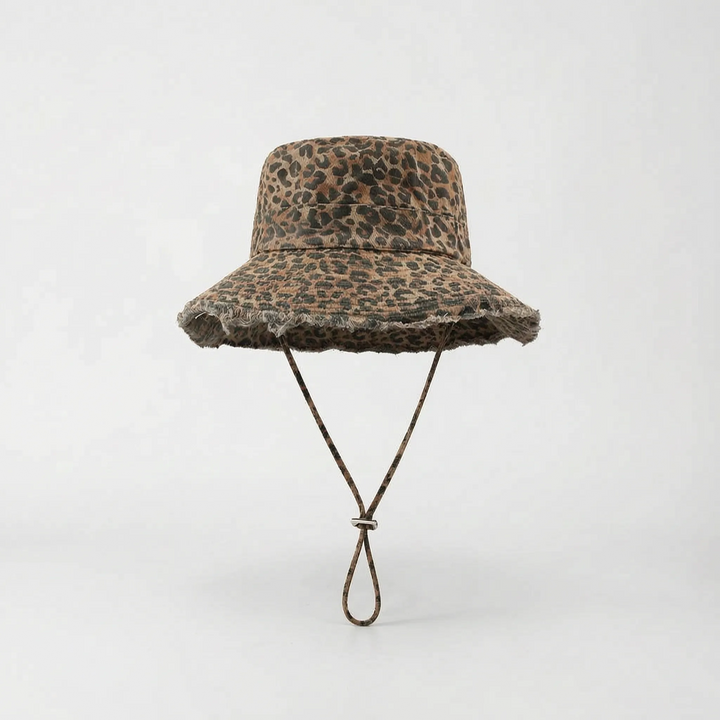 Packable women's wide brim sun hat, ideal for travel & beach trips, offers great sun protection.