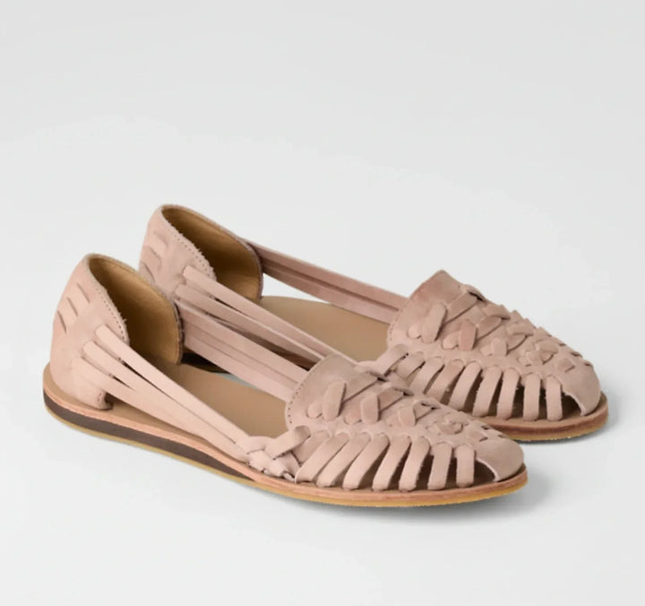 Comfortable women's slip-on mules with woven upper. Orthopedic support for daily wear, ideal casual summer footwear.